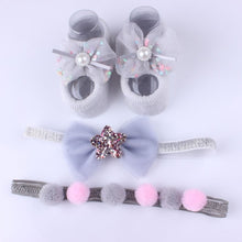 Load image into Gallery viewer, Newborn Girls Giftbox