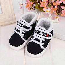 Load image into Gallery viewer, I Love PaPa & MaMa Sneakers