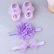 Load image into Gallery viewer, Newborn Girls Giftbox