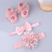 Load image into Gallery viewer, Newborn Girls Giftbox