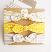 Load image into Gallery viewer, Girls Hair Accessories

