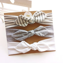 Load image into Gallery viewer, Girls Hair Accessories
