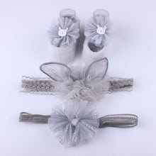 Load image into Gallery viewer, Newborn Girls Giftbox
