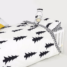Load image into Gallery viewer, Baby Bedding Set - Cartoon Cotton
