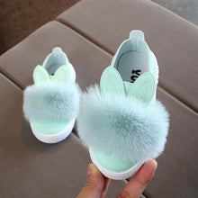 Load image into Gallery viewer, Rabbit Pattern Plush Anti-slip Soft Sole Baby Shoes
