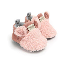 Load image into Gallery viewer, Newborn Baby Shoes With Ears
