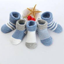 Load image into Gallery viewer, Thick Baby Socks - 5 Pack
