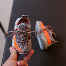 Load image into Gallery viewer, Breathable Knitted Mesh Shoes
