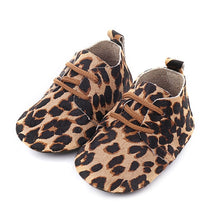 Load image into Gallery viewer, Leather Baby Shoes - Leopard Print
