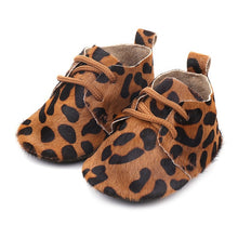 Load image into Gallery viewer, Leather Baby Shoes - Leopard Print
