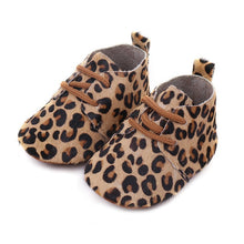 Load image into Gallery viewer, Leather Baby Shoes - Leopard Print
