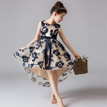 Load image into Gallery viewer, Evening Wedding Gown Tutu Princess Lace Long Sleeve Dress
