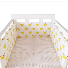 Load image into Gallery viewer, Nordic Star Design Baby Bed Bumper
