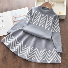 Load image into Gallery viewer, Geometric Pattern Dress
