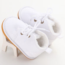 Load image into Gallery viewer, Baby Snow Booties
